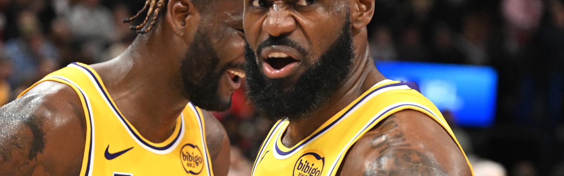 足球比分-夸梅：艾顿突然不会打球了 詹姆斯不给他球&amp;被人随便过让艾顿补防