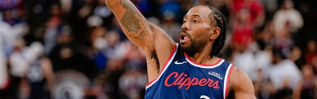 竞彩足球-哈登轰30+5+8仍无缘今日最佳！对不起，你碰到不讲理的小卡了